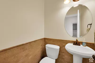 323 W 4300 N, Pleasant View, UT 84414 - Photo 17