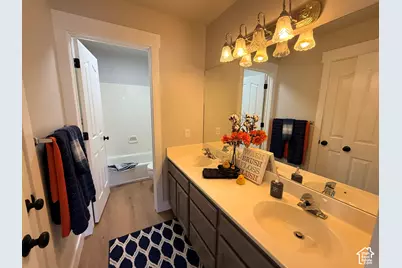 2673 N 1100 E, Layton, UT 84040 - Photo 23