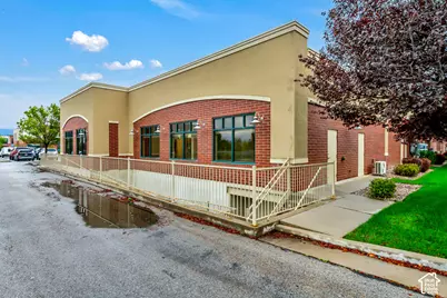1098 W South Jordan Pkwy #111, South Jordan, UT 84095 - Photo 5