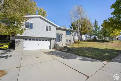 812 W River Glen Dr, Murray, UT 84123 - Photo 3