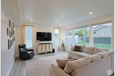 198 E Montgomery Ln, North Ogden, UT 84414 - Photo 5