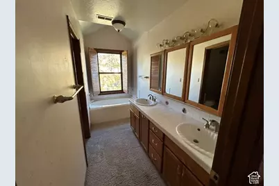 8376 S Red River Rd, Sandy, UT 84093 - Photo 19