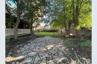 8376 S Red River Rd, Sandy, UT 84093 - Photo 31