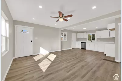 560 W 5000 S, Washington Terrace, UT 84405 - Photo 5