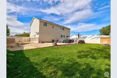 8713 S McGinnis Ln W, West Jordan, UT 84081 - Photo 51