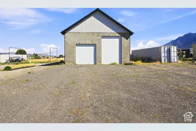 461 S 300 E, Mona, UT 84645 - Photo 33