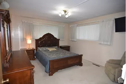 45 W 200 N, Santaquin, UT 84655 - Photo 19