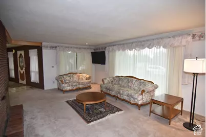 45 W 200 N, Santaquin, UT 84655 - Photo 9