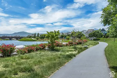 11237 S Kestrel Rise Rd, South Jordan, UT 84009 - Photo 37