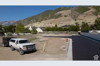 1571 E Patterson Ln, Draper, UT 84020 - Photo 5