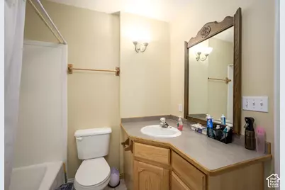 464 E 850 N, Springville, UT 84663 - Photo 23