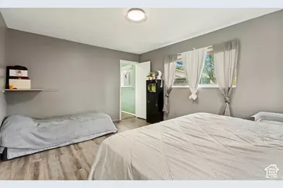 186 N 300 E, Orem, UT 84057 - Photo 13