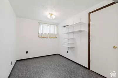 186 N 300 E, Orem, UT 84057 - Photo 29