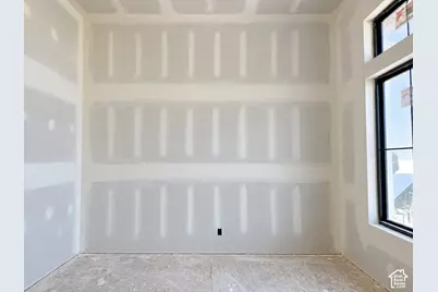 283 N Amber Ln, Layton, UT 84041 - Photo 9
