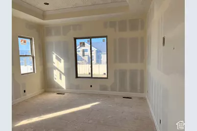 419 N Amber Ln, Layton, UT 84041 - Photo 5