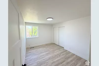 127 E 1100 N #4, Bountiful, UT 84010 - Photo 9