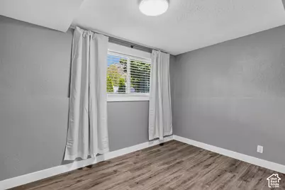 3173 E Barnhill Bay, Cottonwood Heights, UT 84121 - Photo 27