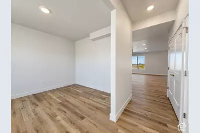 3658 W Collingwood S #201, Taylor, UT 84401 - Photo 3