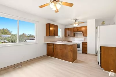 5250 W Begonia Cir, West Jordan, UT 84081 - Photo 5