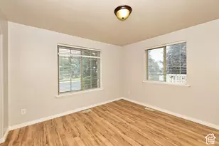 1013 W 250 N, Clearfield, UT 84015 - Photo 9