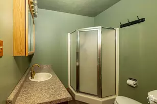 8363 S Jackson St W, Midvale, UT 84047 - Photo 11