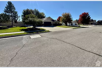 169 W 2050 N, Harrisville, UT 84414 - Photo 39