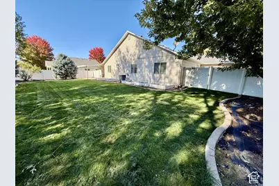 169 W 2050 N, Harrisville, UT 84414 - Photo 33
