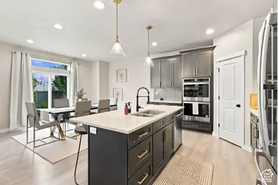 1263 W Brinkerhoff Dr, West Jordan, UT 84084 - Photo 9