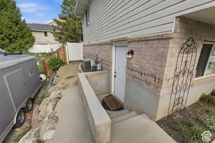 477 E 1050 N, Springville, UT 84663 - Photo 27