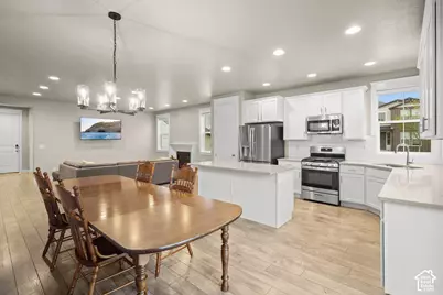 1383 W Watson Ln, Lindon, UT 84042 - Photo 21