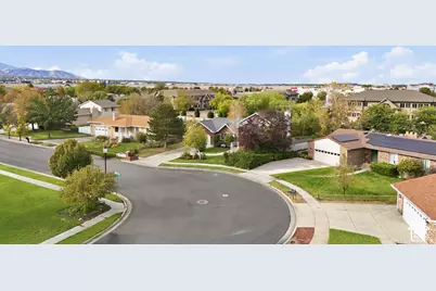 3854 W 7875 S, West Jordan, UT 84088 - Photo 31