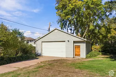 6058 S Linden Way, Holladay, UT 84121 - Photo 11