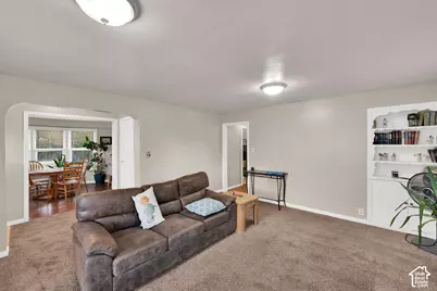 310 S Center St, Santaquin, UT 84655 - Photo 5