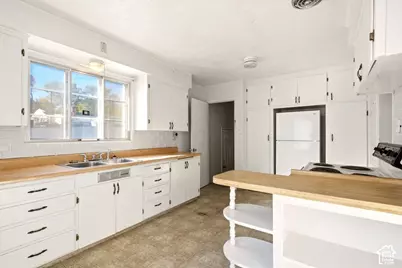 919 E Bel Mar Dr S, Ogden, UT 84403 - Photo 5