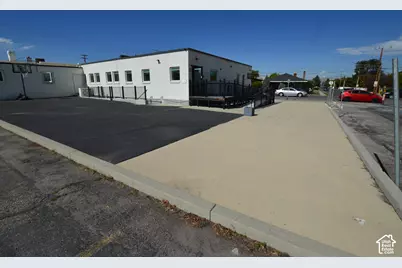 140 E 4800 S, Murray, UT 84107 - Photo 3