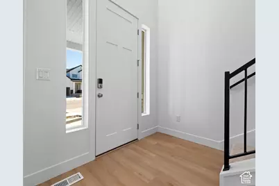 18 S Crimson Way #304, Mapleton, UT 84664 - Photo 3