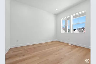 18 S Crimson Way #304, Mapleton, UT 84664 - Photo 5