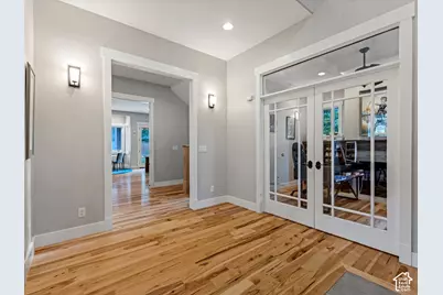 4465 S 2700 E, Holladay, UT 84124 - Photo 9