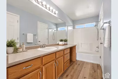 1002 W York Dr N, North Salt Lake, UT 84054 - Photo 9
