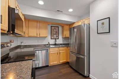 4999 S Riverside Dr, Murray, UT 84123 - Photo 7
