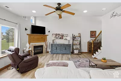 858 S Pheasant Run W, Orem, UT 84058 - Photo 25