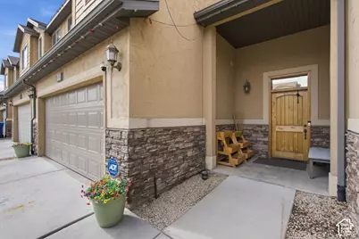 858 S Pheasant Run W, Orem, UT 84058 - Photo 3