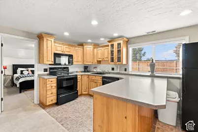 11192 S Crescent Vista Ln W, Sandy, UT 84070 - Photo 27