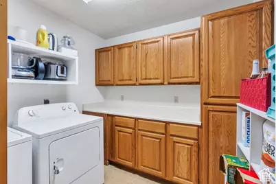 91 S Santa Rita Pl, West Jordan, UT 84088 - Photo 13