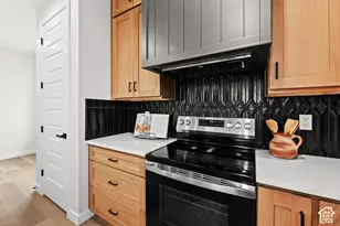 388 W Wasatch St, Midvale, UT 84047 - Photo 7