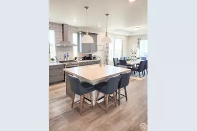 6089 W Lake Ave, South Jordan, UT 84009 - Photo 5