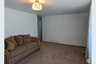 256 E Tennyson Ave, Sandy, UT 84070 - Photo 3