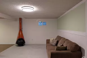 256 E Tennyson Ave, Sandy, UT 84070 - Photo 19