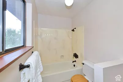 8489 S 2700 W, West Jordan, UT 84088 - Photo 33