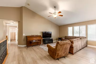 2057 E Ficus Way N, Eagle Mountain, UT 84005 - Photo 9
